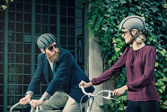 Carerra-Foldable-Helmet