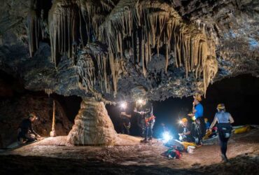 ESA-CAVES-01