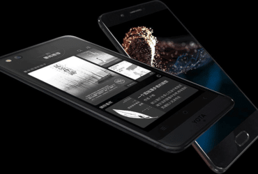 YotaPhone-3-01