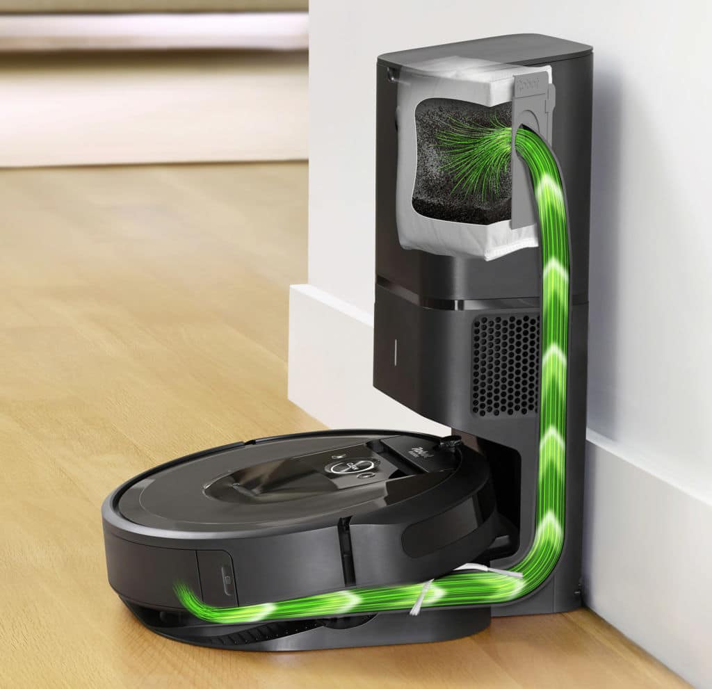 Roomba i7 _CleanBase1