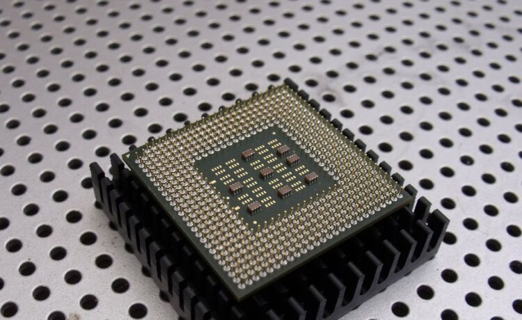 História do microprocessador 5