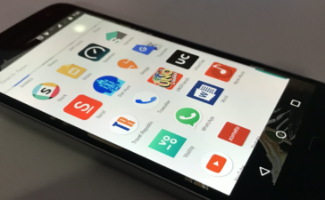 Regra #1: Faça download das apps nas lojas oficiais. ©Matam Jaswanth