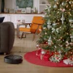 Roomba j7_Holiday Tree Detection