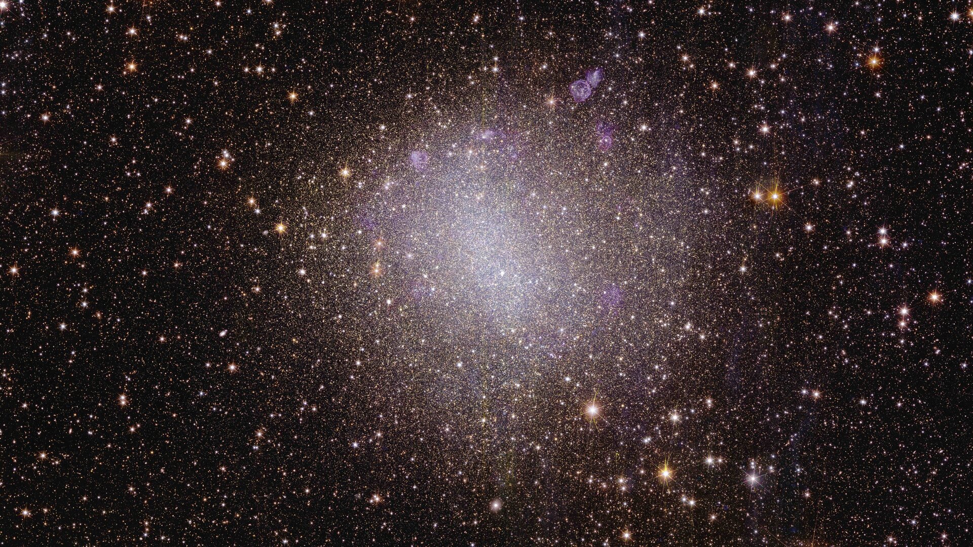©ESA - Galáxia Irregular NGC 6822
