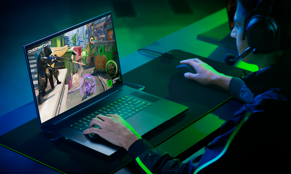 ©Razer | Blade 18 Esports