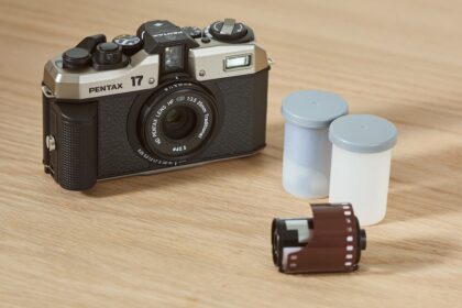 ©Pentax | Pentax 17