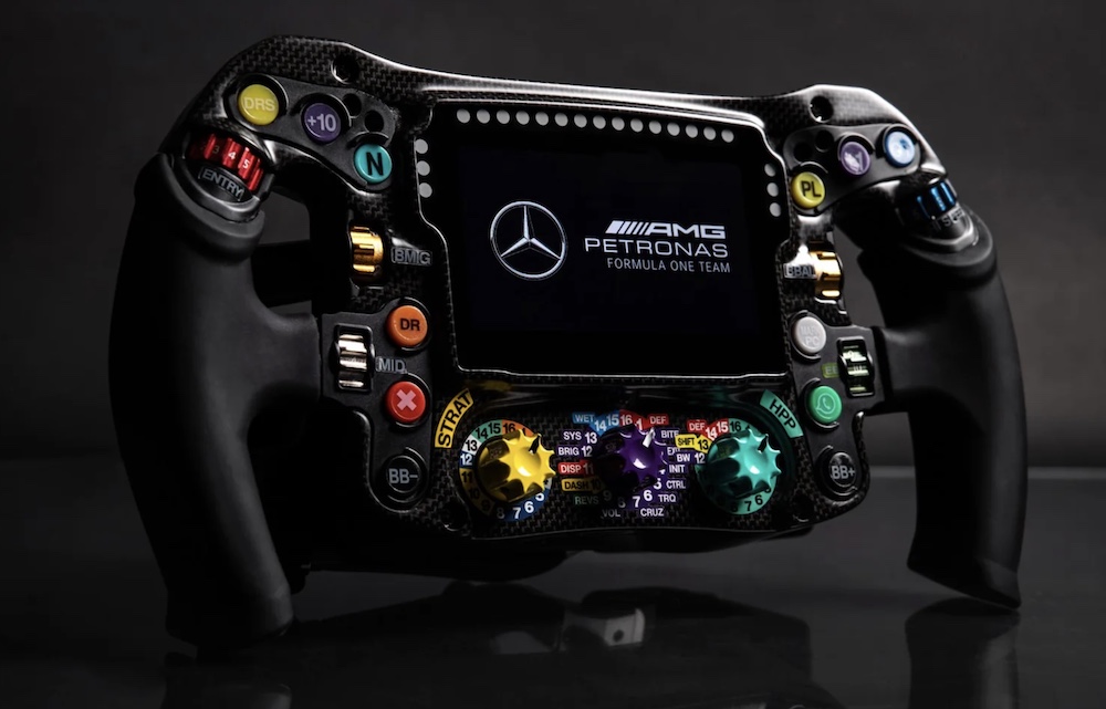 ©Sim Lab | Volante Mercedes F1