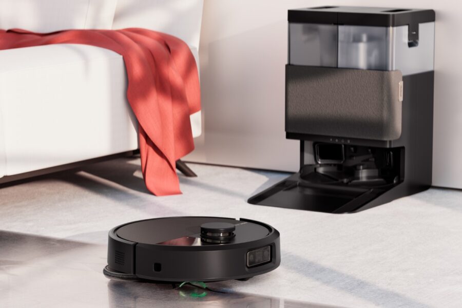 Roomba_Combo_505_Black_Photo_Exploratory_Couch_Throw_Blanket_Dock (Destaque)