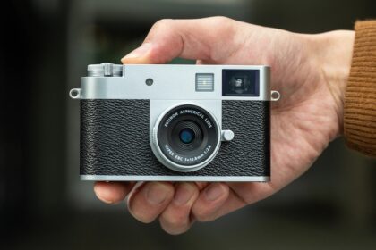 ©Fujifilm | X Half
