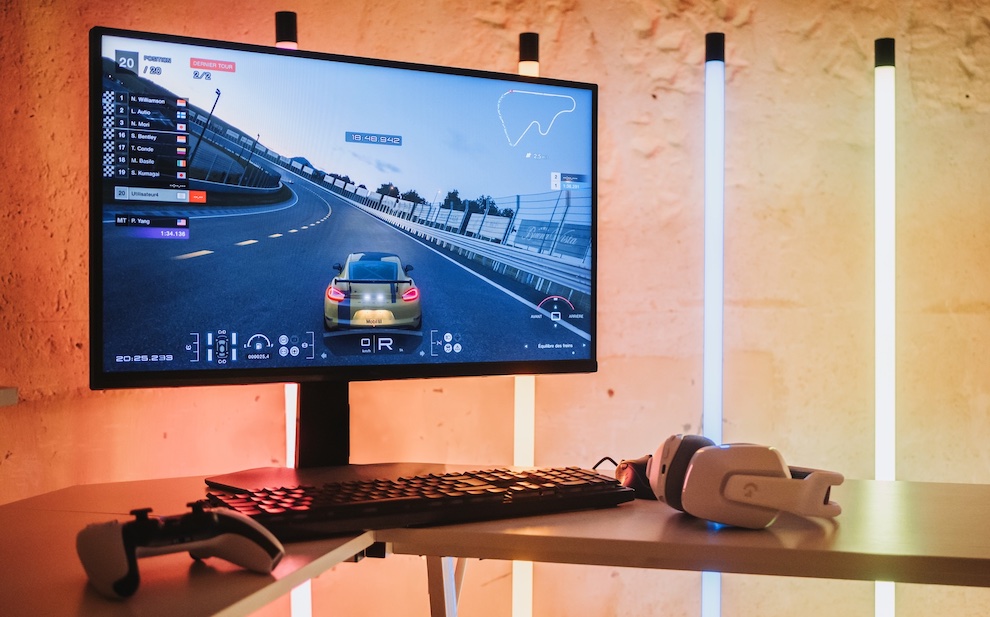 ©TCL | QD Mini LED