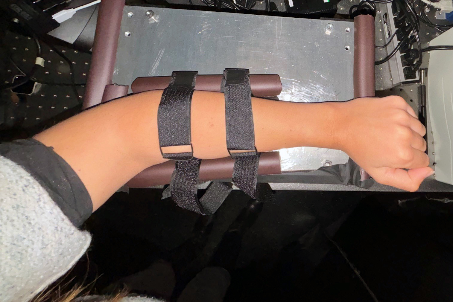 MIT-Noninvasive-Glucose-Monitor-02-press