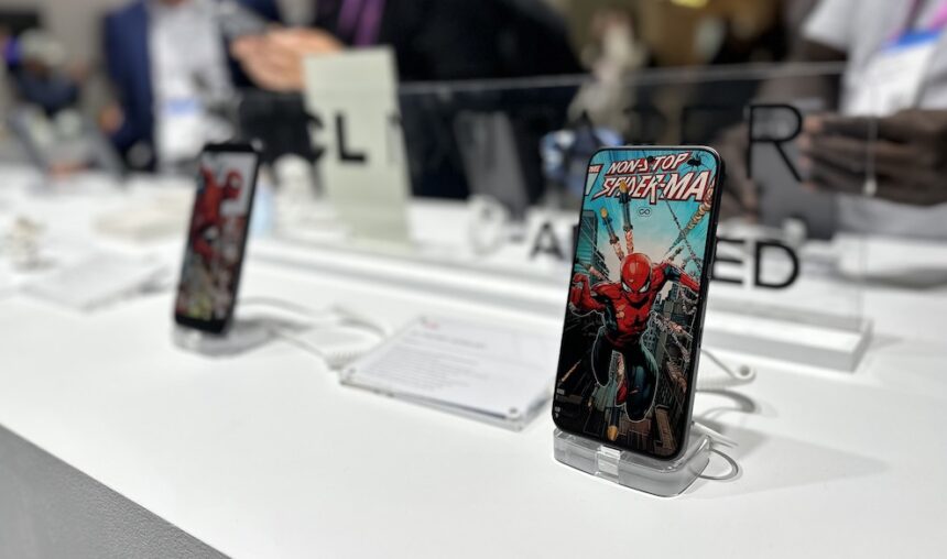 ©PCGuia | TCL NXTPaper