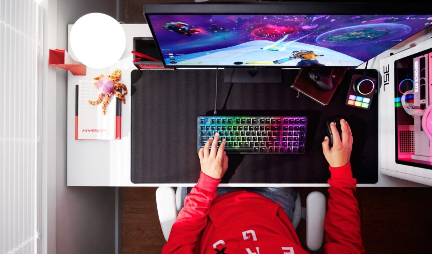 HyperX-Origins2-1800_photo_KF4_v2_Revised_5944757_5944757 2 Grande