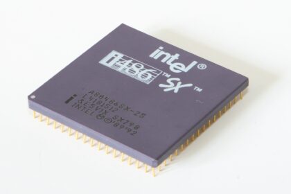 Intel i486
