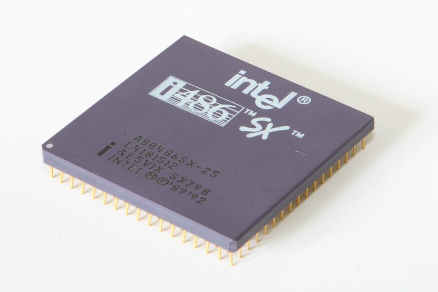 Intel i486