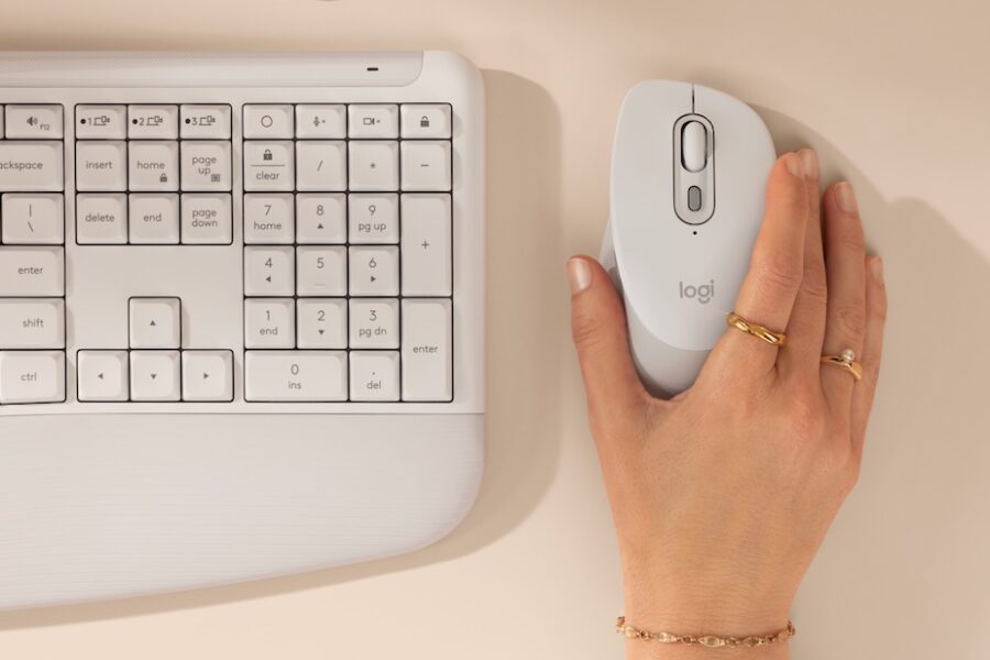 ©Logitech