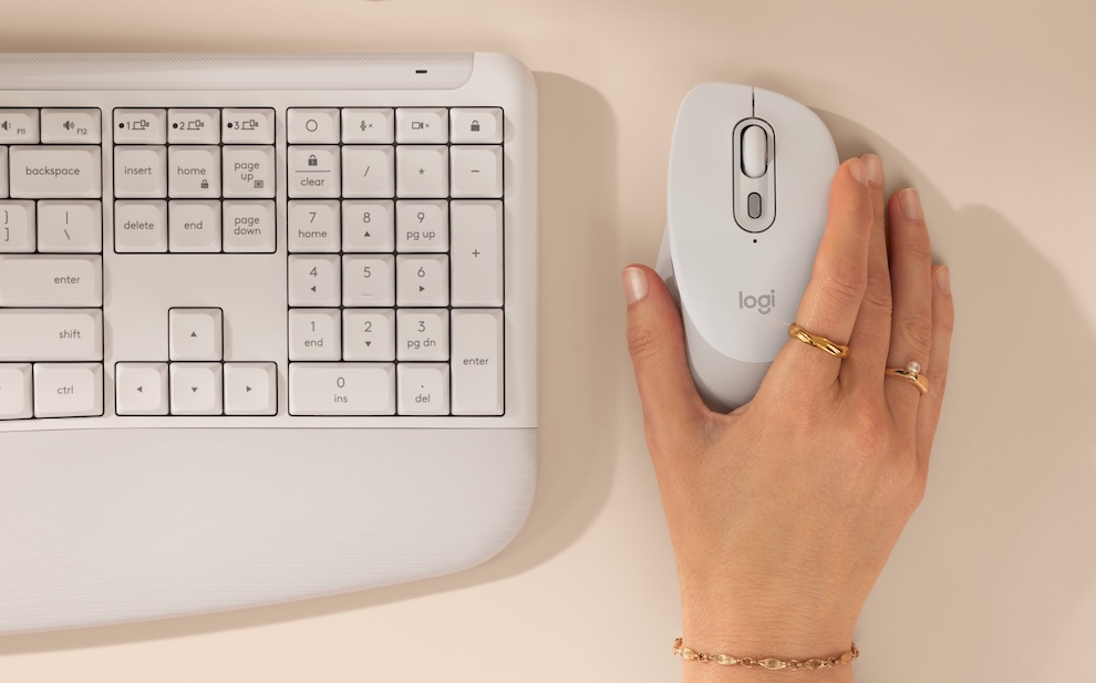 ©Logitech