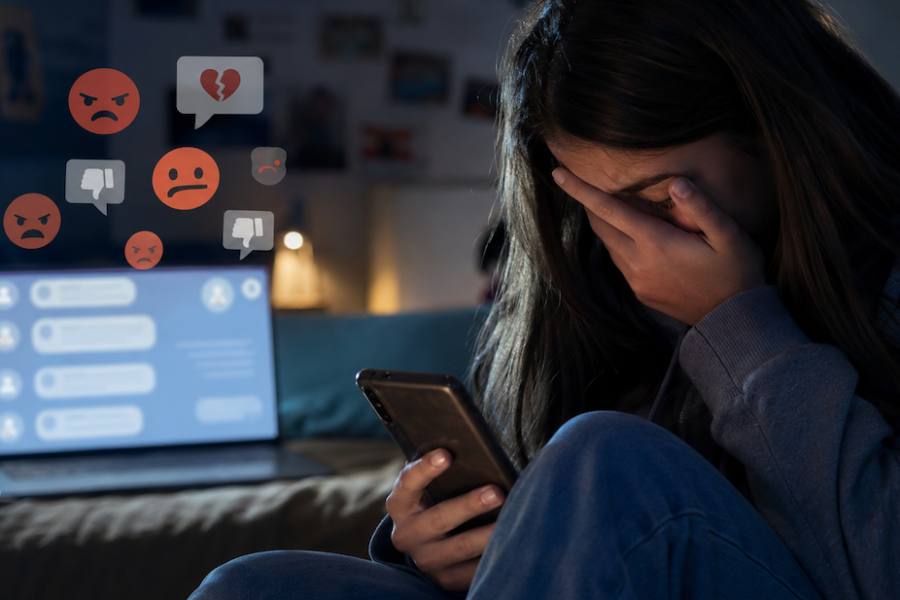 ©PCGuia / Imagem gerada por IA | Cyberbulling