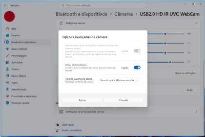 Opções avançadas da câmera: permitir uso simultâneo por apps (desligado), ativar câmera básica (ligado), tipo de suporte de dados (dropdown).