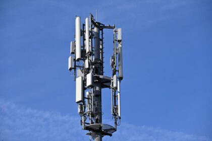 destaque_20260505_UE_quer_banir_Huawei_e_ZTE_das_infrasestrturas_pex_36178997_large