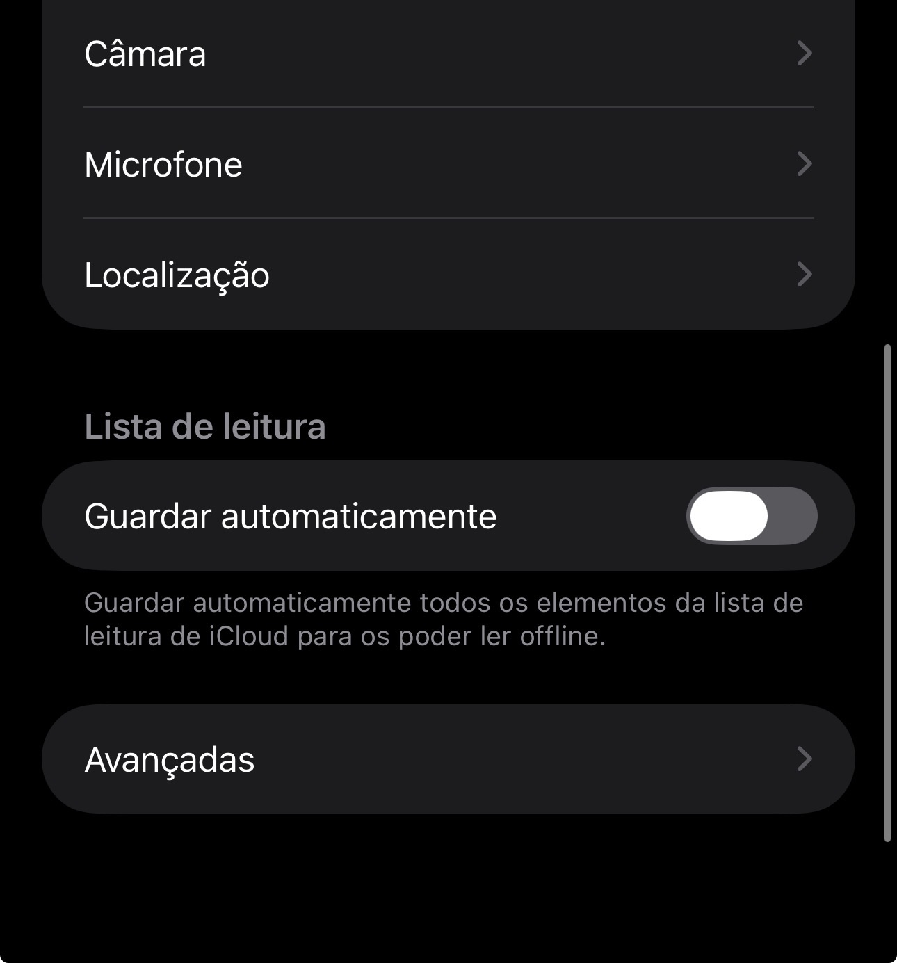 Configurações: opções de câmera, microfone e localização em uma lista com setas de navegação e separadores.