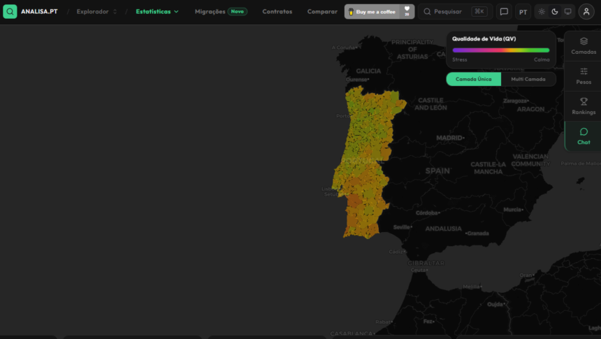 Interactive map focused on Portugal displaying a yellow-to-orange heatmap of Quality of Life (QV); sidebar with controls and a chat option is visible.