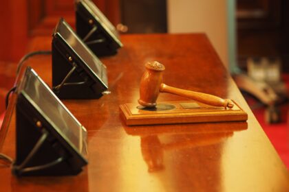 Tribunal