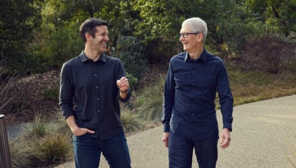 ©Apple